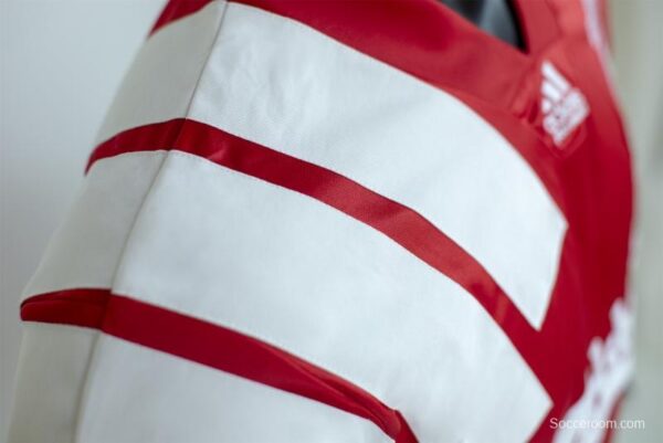 Retro 92/93 Liverpool Home Soccer Jersey - Image 7