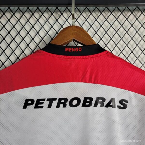 Retro 08-09 Flamengo Away Jersey - Image 9