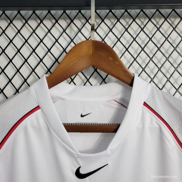 Retro 01/02 Flamengo Away White Jersey - Image 4