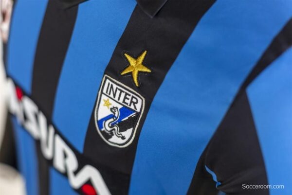 RETRO 88/90 Inter Milan Home Soccer Jersey - Image 10
