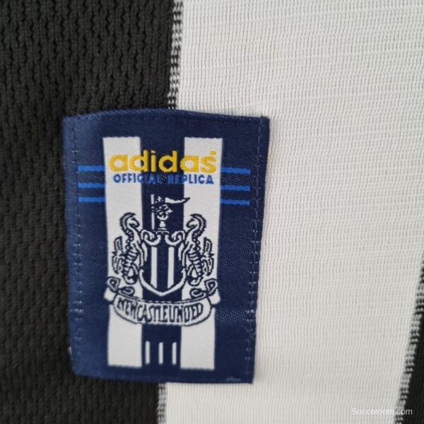 Retro 00/01 Newcastle United Home Soccer Jersey - Image 6