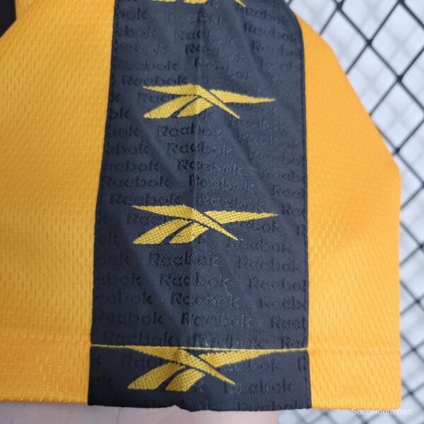 Retro 98/99 Kaizer Chiefs HomeJersey - Image 9