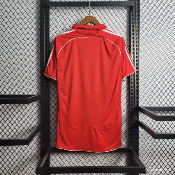 Retro 2006/07 Liverpool Home Jersey - Image 4