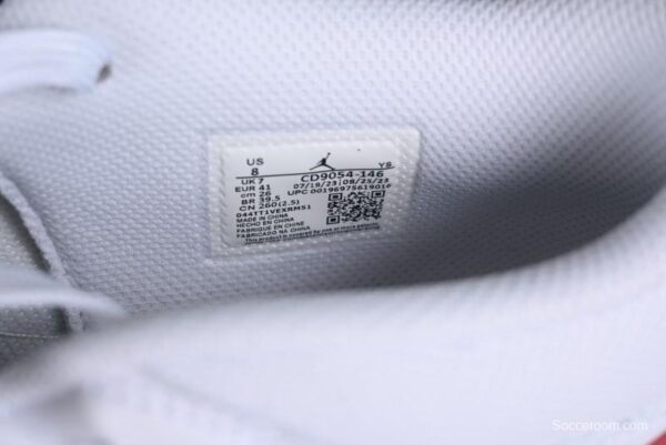Air Jordan Legacy AJ312 Low Sneakers - Image 12