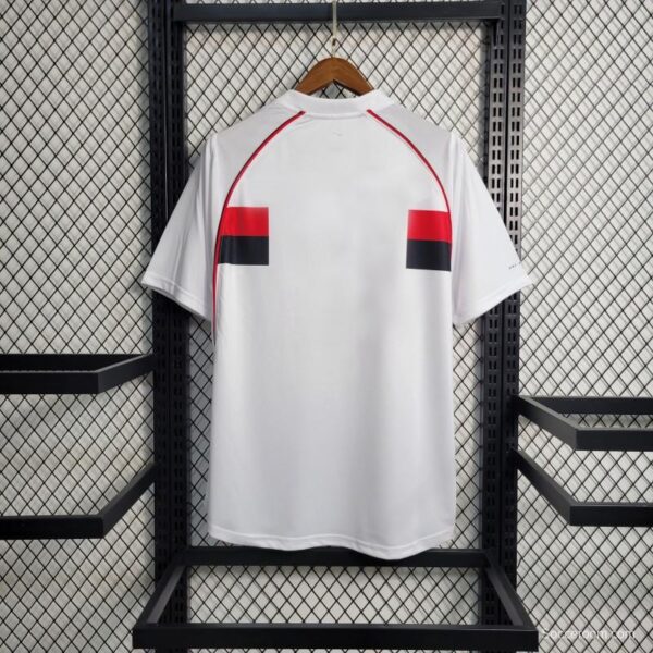 Retro 01/02 Flamengo Away White Jersey - Image 2