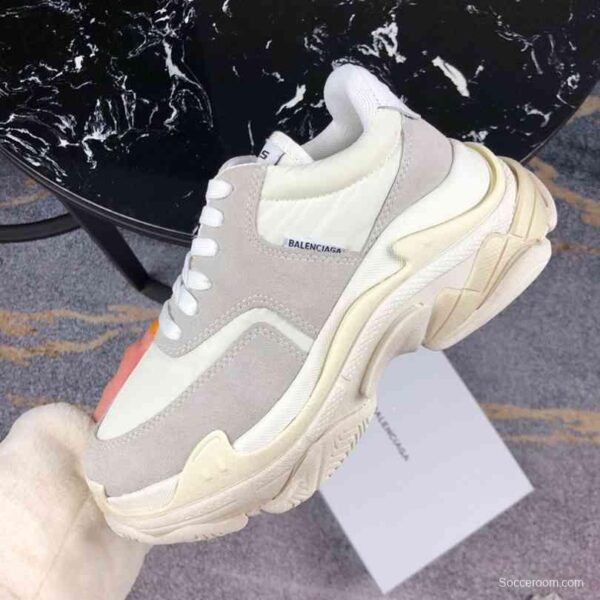 Men/Women Balenciaga Triple S 2.0 Grey Sneaker - Image 9