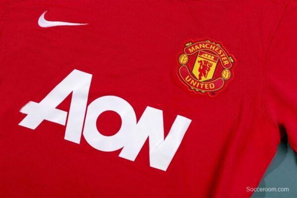 RETRO 11/12Manchester United Home Soccer Jersey - Image 8