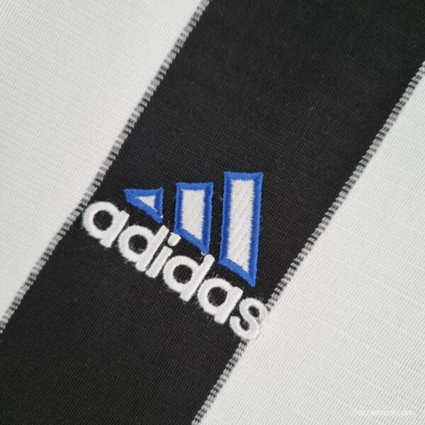 Retro 00/01 Newcastle United Home Soccer Jersey - Image 10