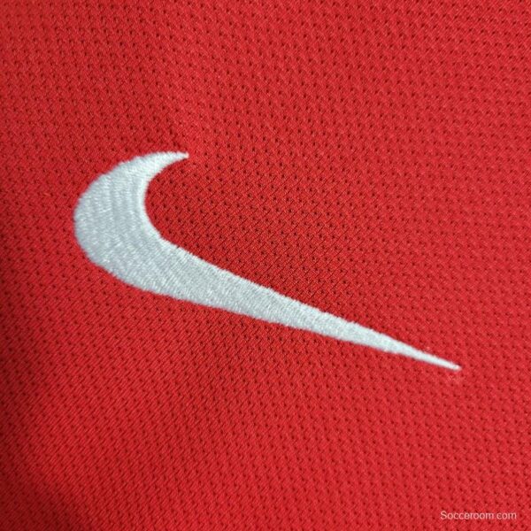 Retro 10-11 Manchester United Home Jersey - Image 11
