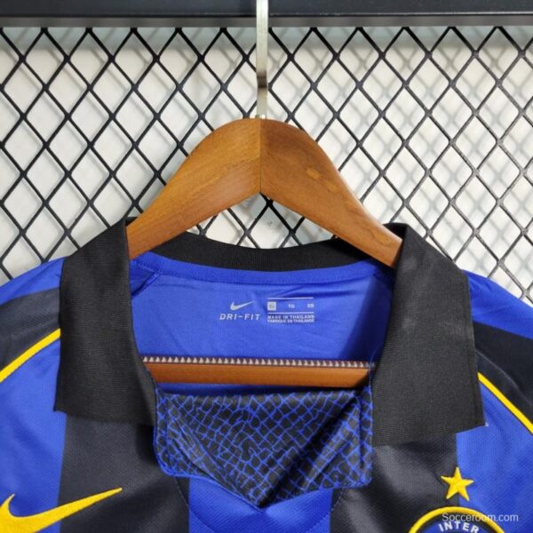 Retro 01-02 Inter Milan Home Jersey - Image 5