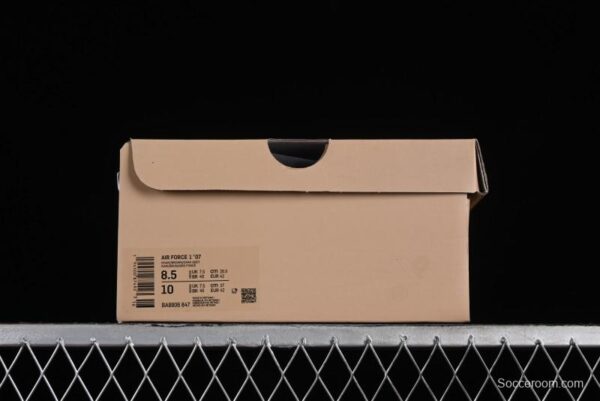 Nike Air Force 1'07 Low Casual Sneakers - Image 6
