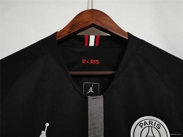 Retro 18/19 PSG Home Jersey - Image 4