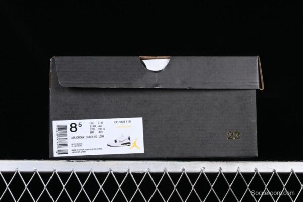 Air Jordan Legacy AJ312 Low Sneakers - Image 6