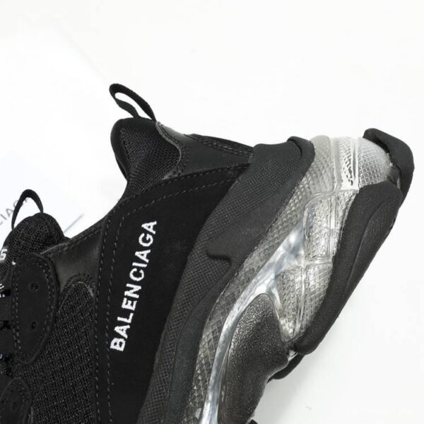 Men/Women Balenciaga Triple S Clear Sole Black/Red/White Sneaker Item 6380380 - Image 4