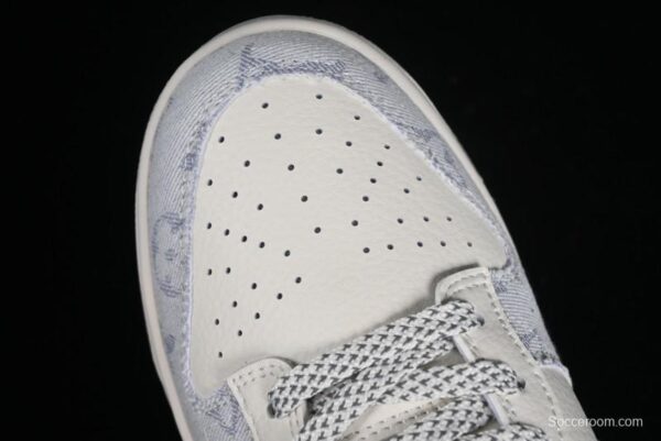 Nike SB Dunk Low LV - Image 8