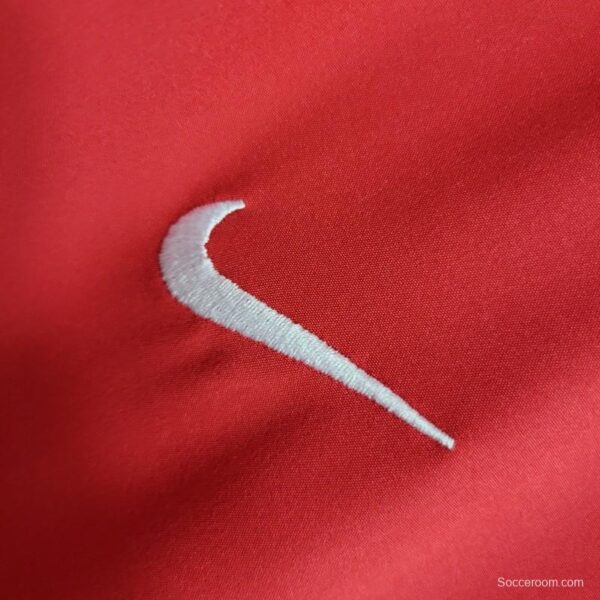 Retro  02/04 Manchester United Home Jersey - Image 9
