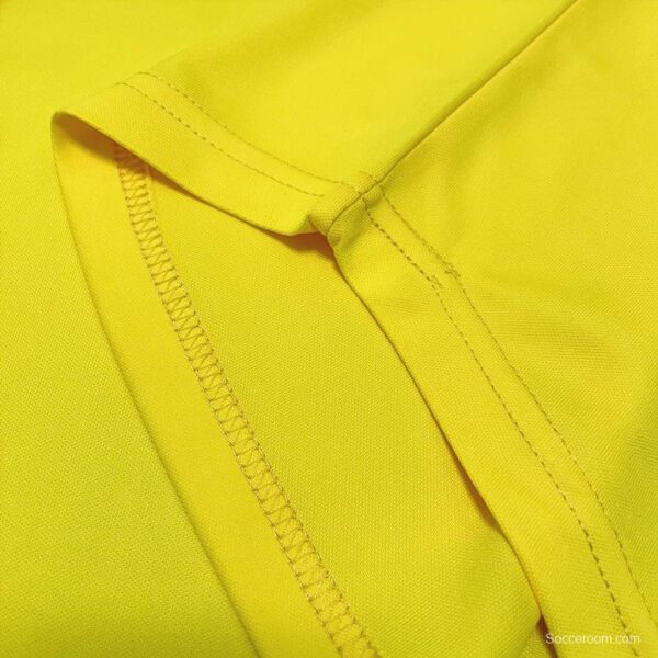 Retro 1970 Brazil Home Soccer Jersey - Image 5