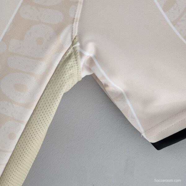 Retro 2010 Corinthians 100th Anniversary Beige Jersey - Image 6