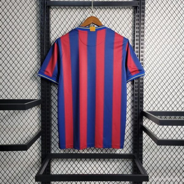 Retro 09-10 Barcelona Home Soccer Jersey - Image 10