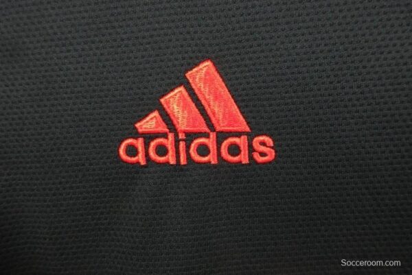 Retro 21/22 Ajax Third Black Jersey - Image 8