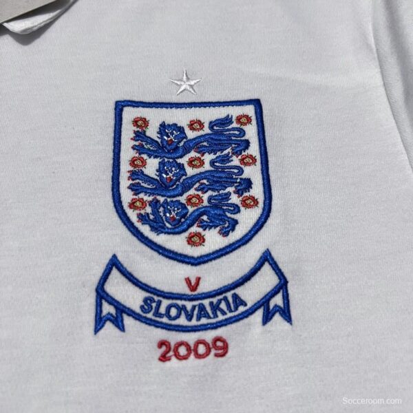 Retro 2010 England Home Soccer Jersey - Image 6