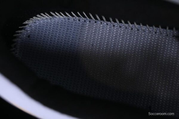Air Jordan Legacy AJ312 Low Sneakers - Image 13
