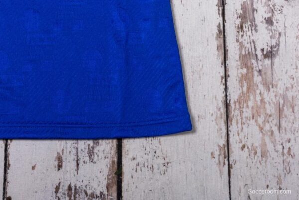 Retro 1994 Italy Home Soccer Jersey - Image 4