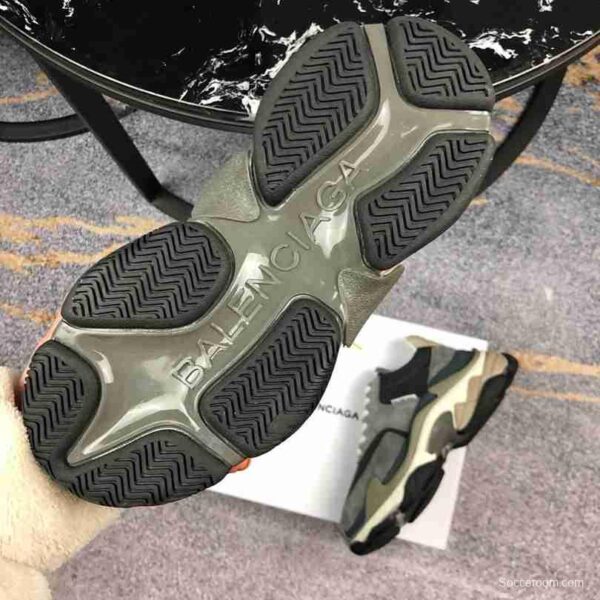 Men Balenciaga Triple-S 2 Darkgray Sneaker - Image 2