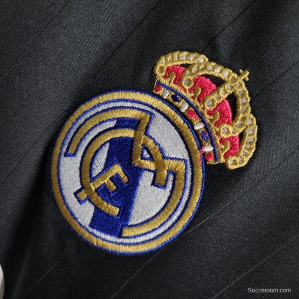 Retro 06-07 Real Madrid Third Long Sleeve Jersey - Image 2