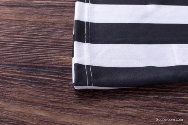 RETRO 95/97 Juventus Home Soccer Jersey - Image 5