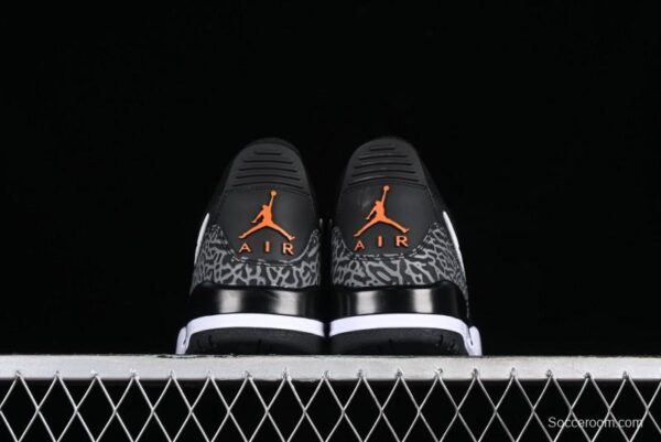 Air Jordan Legacy AJ312 Low Sneakers - Image 4