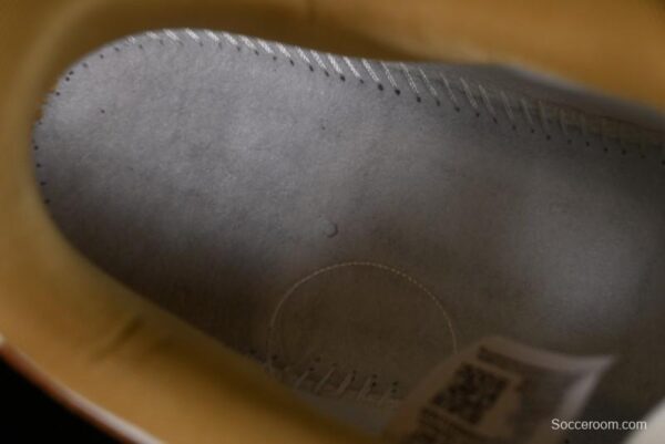 Nike Air Force 1'07 Low Casual Sneakers - Image 13
