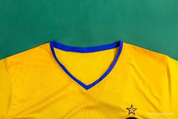 Retro 02/03 Inter Milan Third Yellow Jersey - Image 3