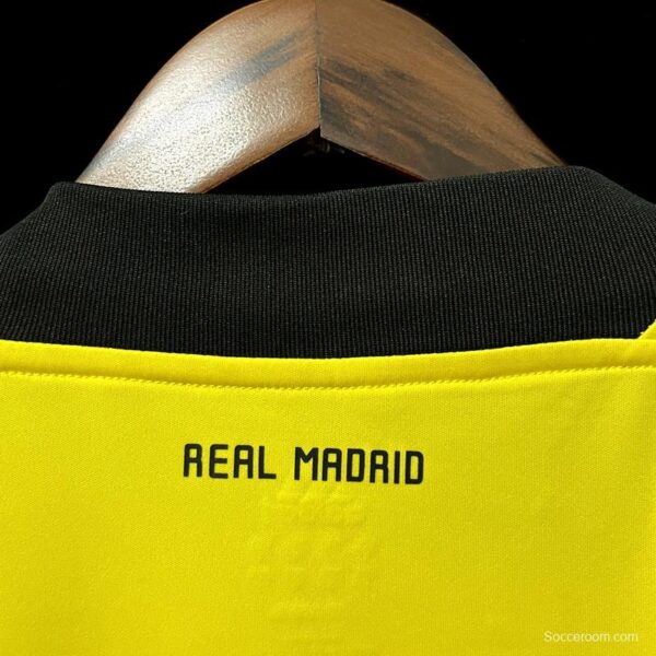 Retro 11/12 Real Madrid Goalkeeper Yellow Jersey - Image 3