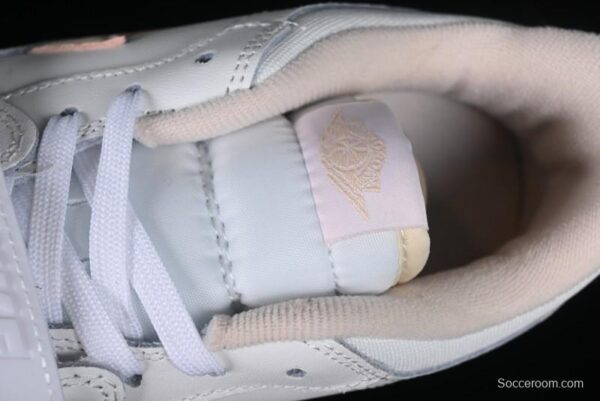 Air Jordan Legacy AJ312 Low Sneakers - Image 9
