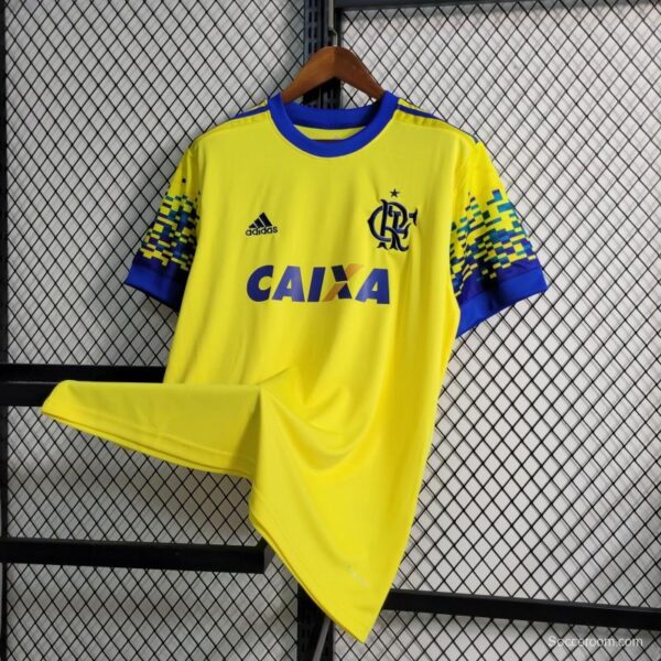 Retro 17-18 Flamengo Third Yellow Jersey - Image 11