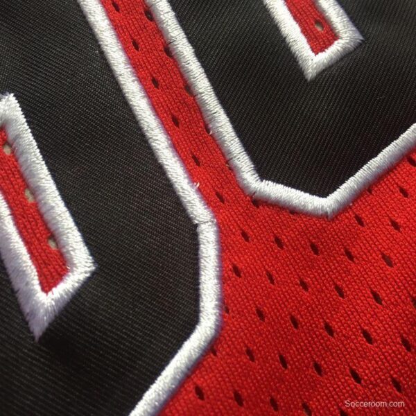 Men's Scottie Pippen Red Retro Classic Team Jersey - Image 4