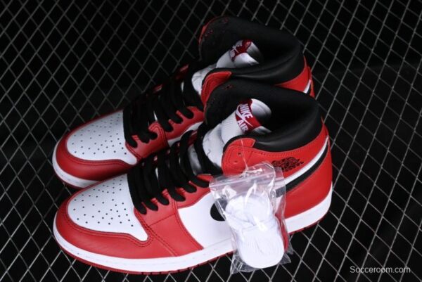 Air Jordan 1 OG "Chicago" AJ1 - Image 10
