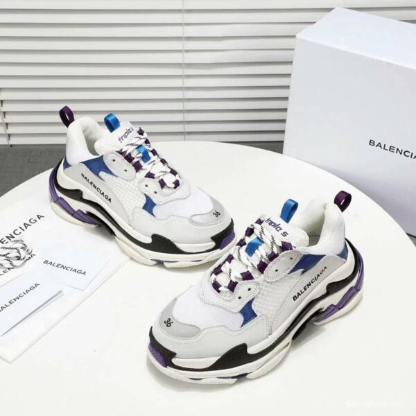 Men/Women Balenciaga Triple-S Sneaker White Item 6380340 - Image 9