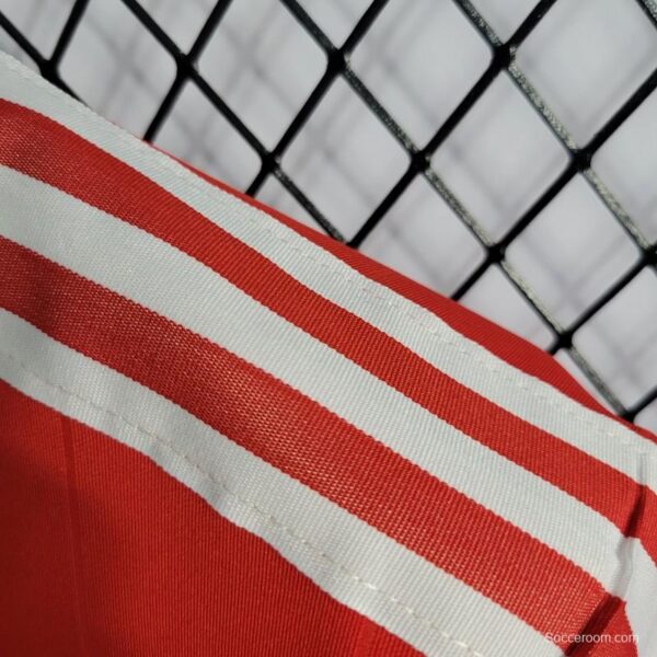 Retro 83/84 Manchester United Home Jersey - Image 11