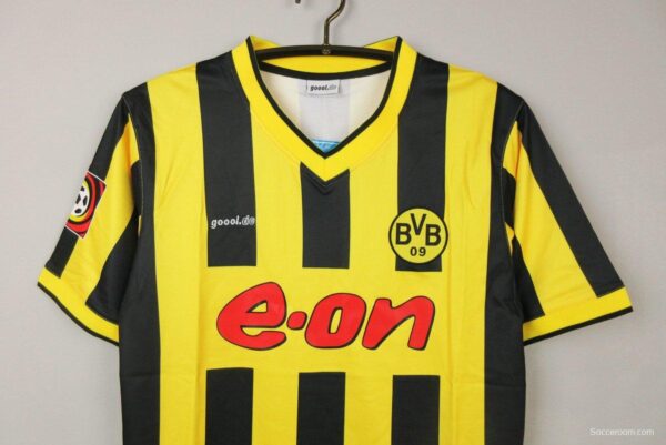 Retro 00/01 Borussia Dortmund Home Jersey - Image 3