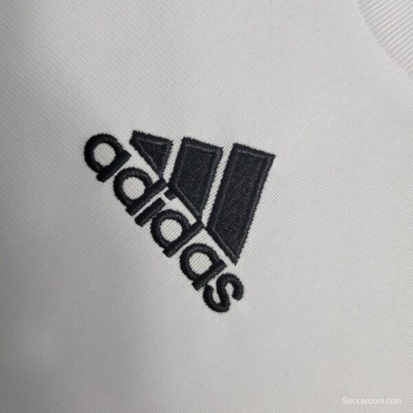 Retro 09/10 Real Madrid Home Jersey - Image 2