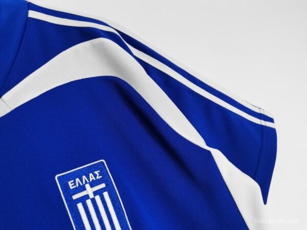 Retro 2004 Greece Home Soccer Jersey - Image 7