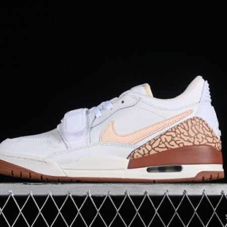 Air Jordan Legacy AJ312 Low Sneakers