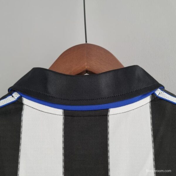 Retro 00/01 Newcastle United Home Soccer Jersey - Image 3