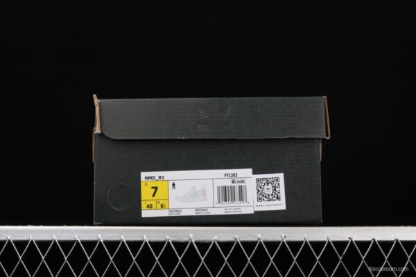Adidas NMD R1 Boost FY1263's new really hot casual running shoes - Image 12