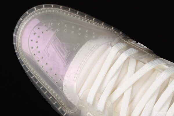 Authentic LV 2021ss early spring fashion catwalk sneakers GO0220 - Image 11