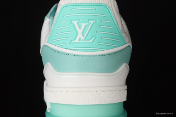 Authentic LV 2021ss early spring fashion catwalk sneakers 400N Light Green - Image 6