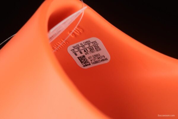 Kanye West x Yeezy Slide Resin GZ0953 Orange - Image 3