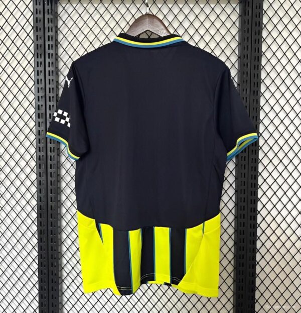 24/25 Manchester City Away Yellow Jersey - Image 2